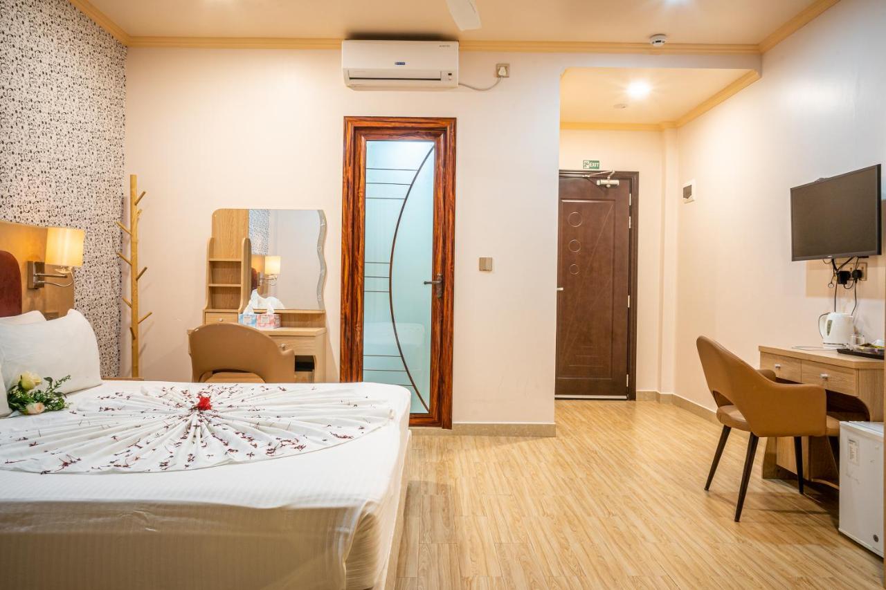 ซันไรส์ บีช แอนด์ สปา Hotel มาฟุชิ ภายนอก รูปภาพ