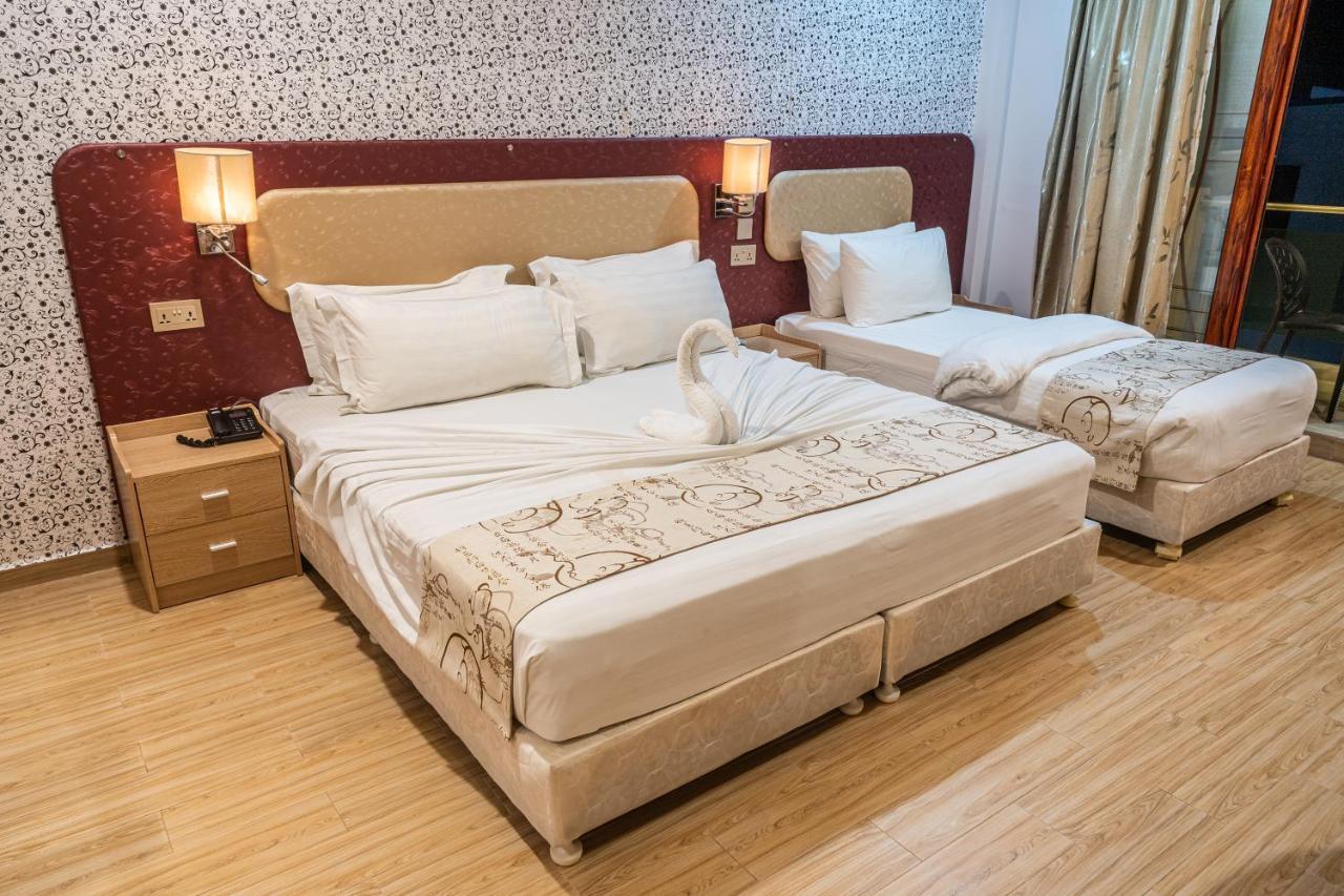 ซันไรส์ บีช แอนด์ สปา Hotel มาฟุชิ ภายนอก รูปภาพ