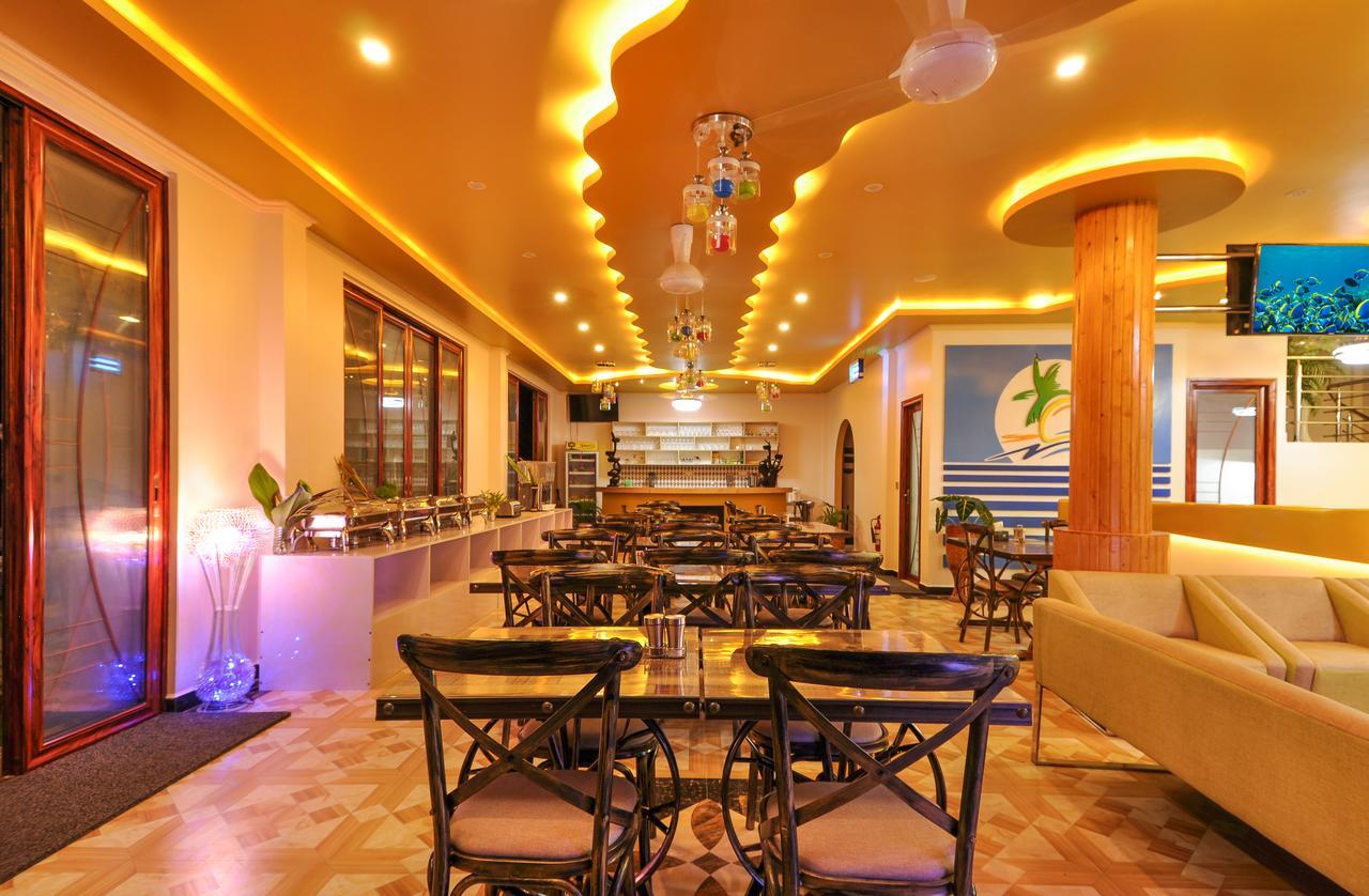 ซันไรส์ บีช แอนด์ สปา Hotel มาฟุชิ ภายนอก รูปภาพ
