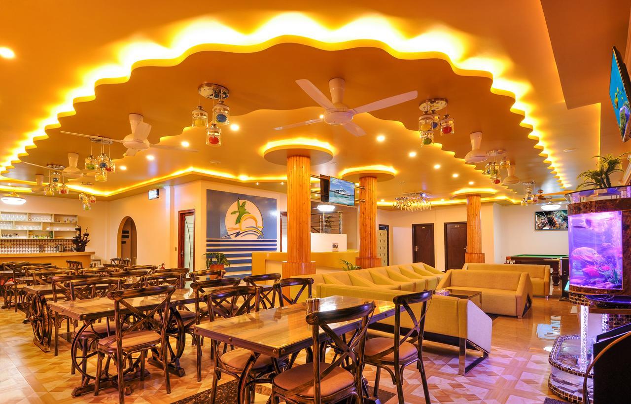 ซันไรส์ บีช แอนด์ สปา Hotel มาฟุชิ ภายนอก รูปภาพ