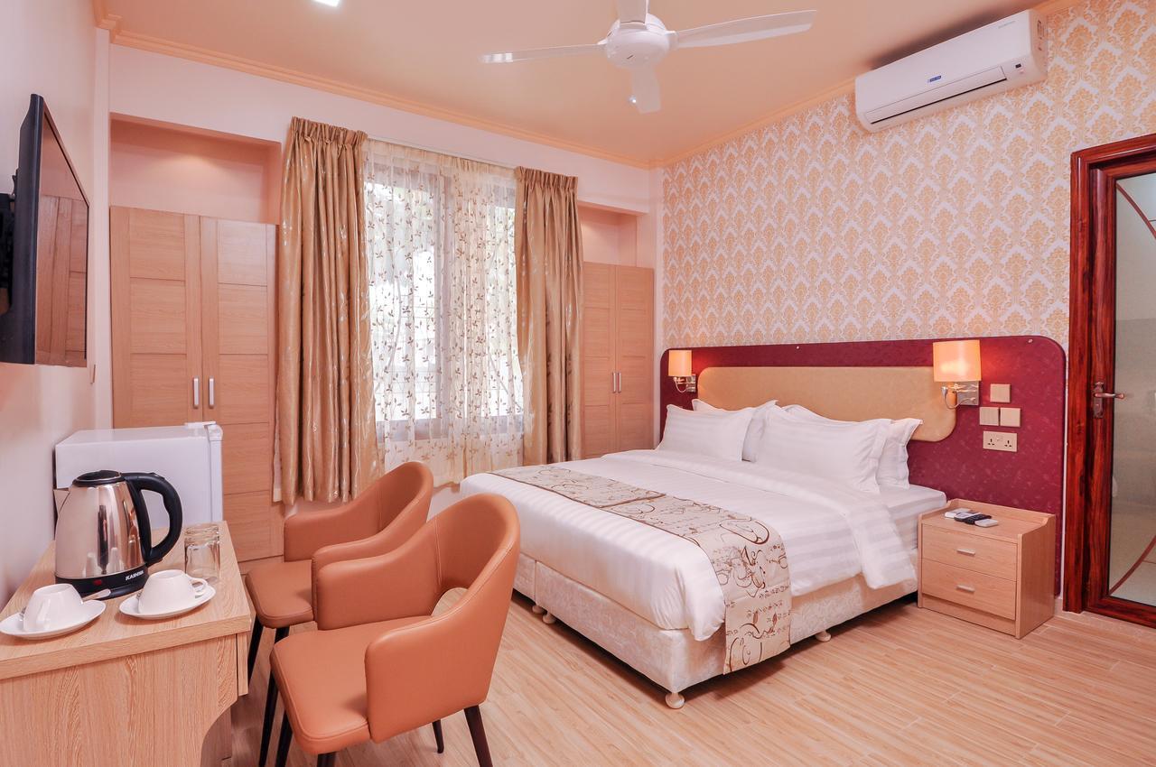 ซันไรส์ บีช แอนด์ สปา Hotel มาฟุชิ ภายนอก รูปภาพ